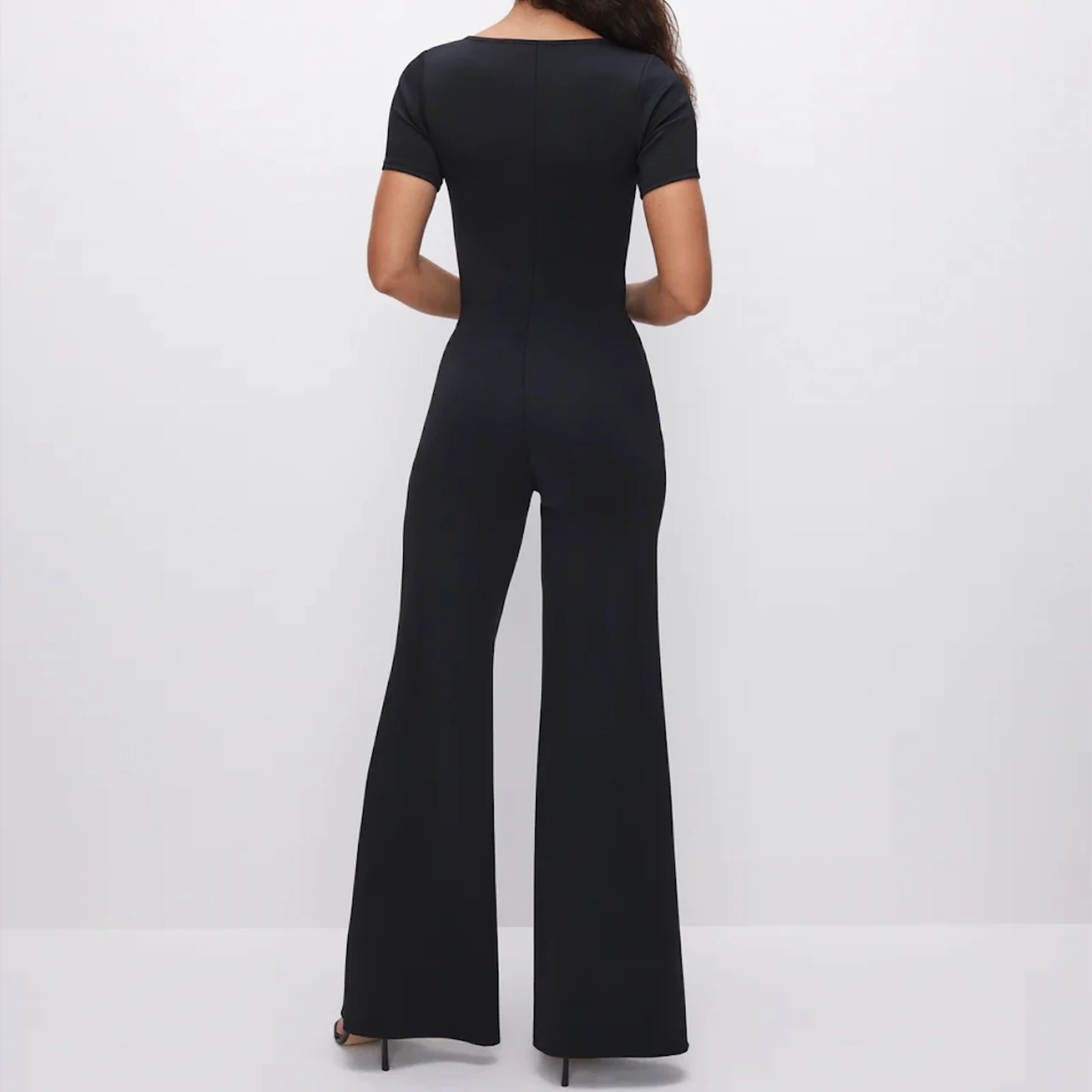 Women Short Sleeve Basic Tunic Jumpsuit Wide Leg Ladies Simple One Piece Romper Crew Neck Solid Color Slim Fit Sports Outfit
Women Short Sleeve Basic Tunic Jumpsuit Wide Leg Ladies Simple One Piece Romper Crew Neck Solid Color Slim Fit Sports Outfit