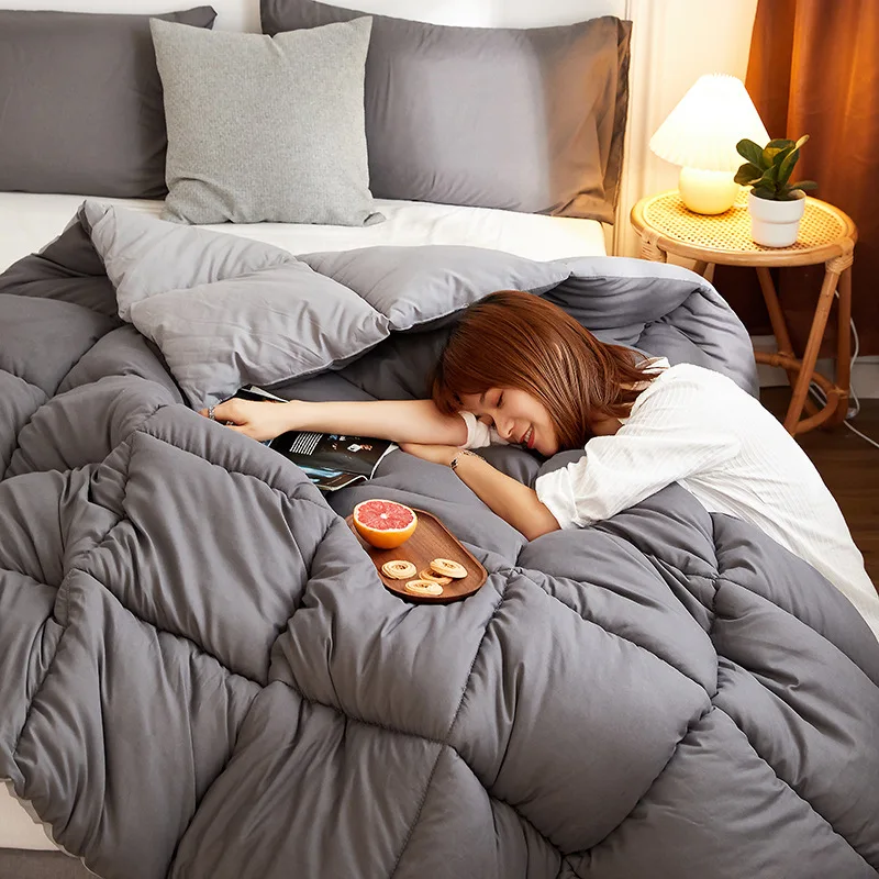 Comforter 400 gram microfiber Nordic padding super warm fiber bed quilt single and double bed perfect for autumn-winter
Comforter 400 gram microfiber Nordic padding super warm fiber bed quilt single and double bed perfect for autumn-winter