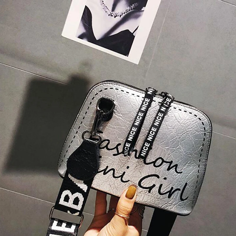 Trendy pu leather Women Crossbody Bag Shell shaped Bag Wide Shoulder Strap Bags Fashion Wild Messenger Bags Letter printing
Trendy pu leather Women Crossbody Bag Shell shaped Bag Wide Shoulder Strap Bags Fashion Wild Messenger Bags Letter printing