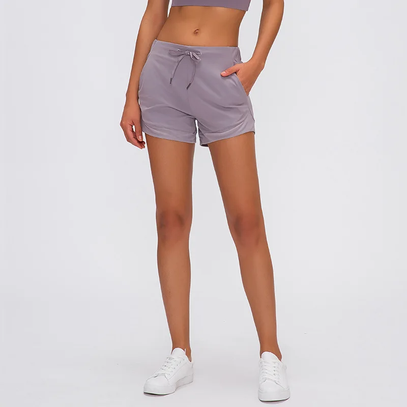 2022 Women Casual Yoga Shorts Summer Spandex High Quality Short Pants Gym Running Fitness Simple Fashion Sport Shorts
2022 Women Casual Yoga Shorts Summer Spandex High Quality Short Pants Gym Running Fitness Simple Fashion Sport Shorts