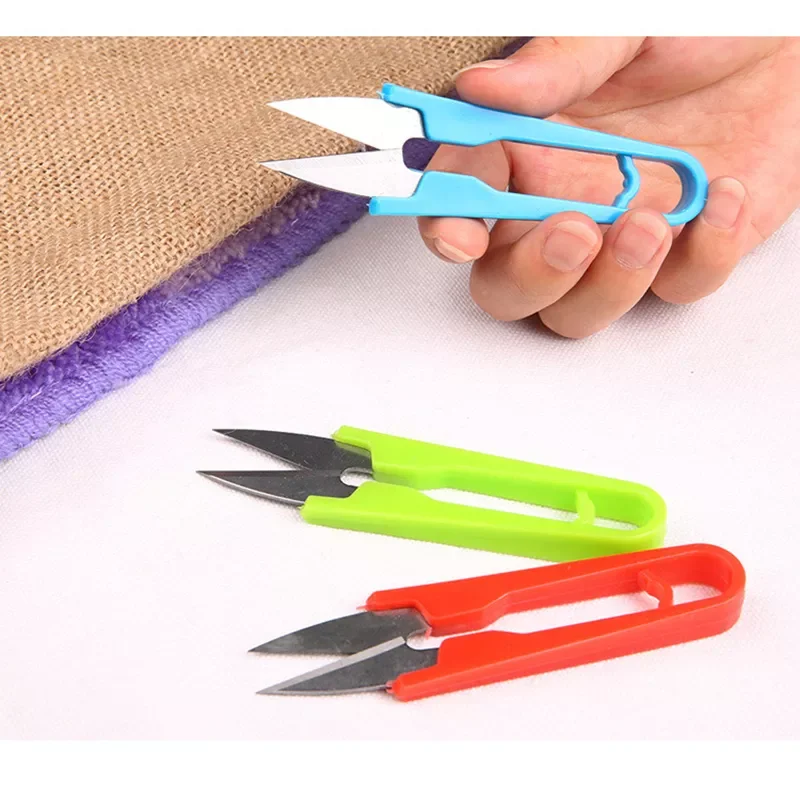 1pcs Multi-purpose Tailor Small Scissors Clippers Sewing Trimming U-Shape Scissors Nippers Embroidery Essential Cutter Cross
1pcs Multi-purpose Tailor Small Scissors Clippers Sewing Trimming U-Shape Scissors Nippers Embroidery Essential Cutter Cross