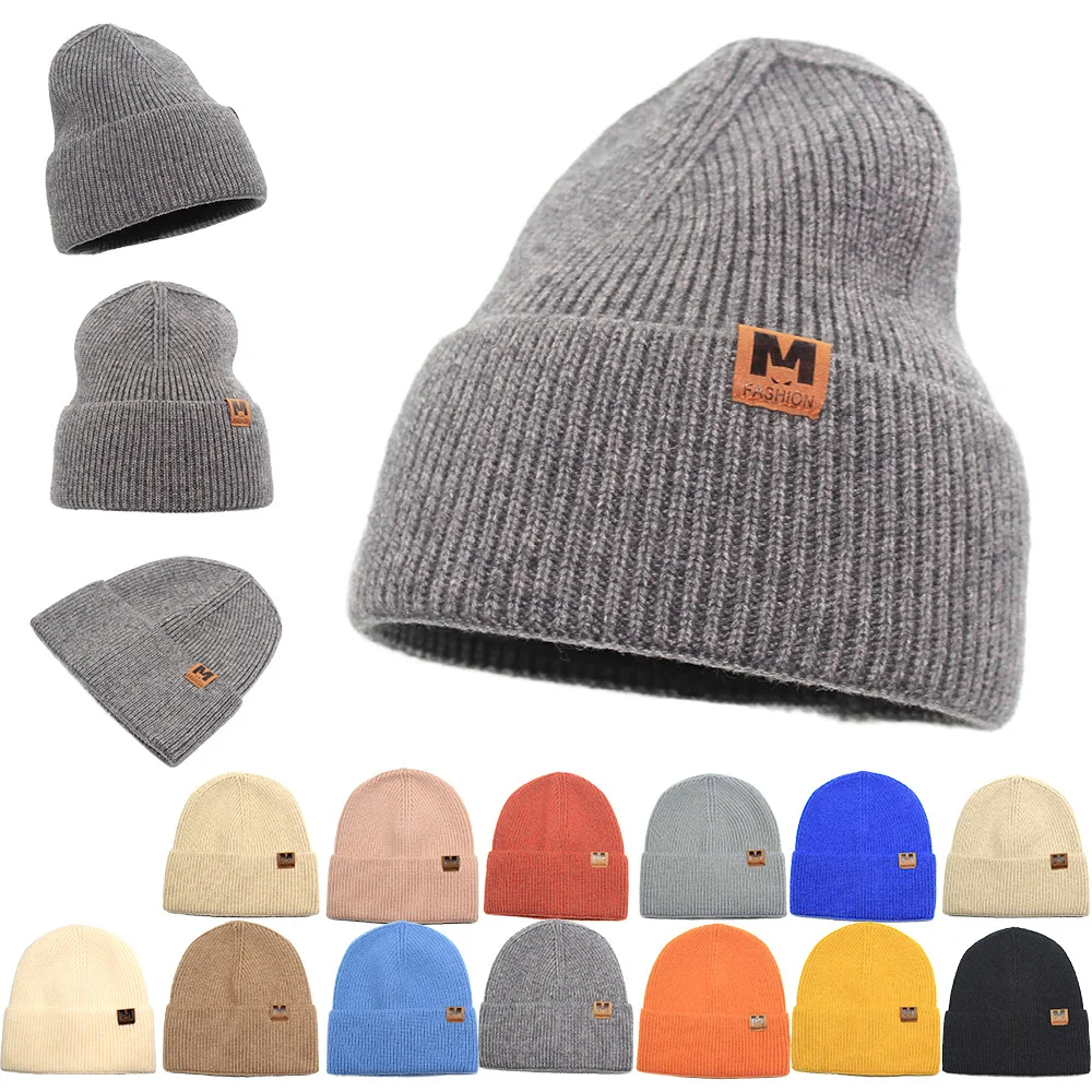 Autumn and winter new light version of knitted European and American women's warm flanging woolen hat solid color cold hat
Autumn and winter new light version of knitted European and American women's warm flanging woolen hat solid color cold hat