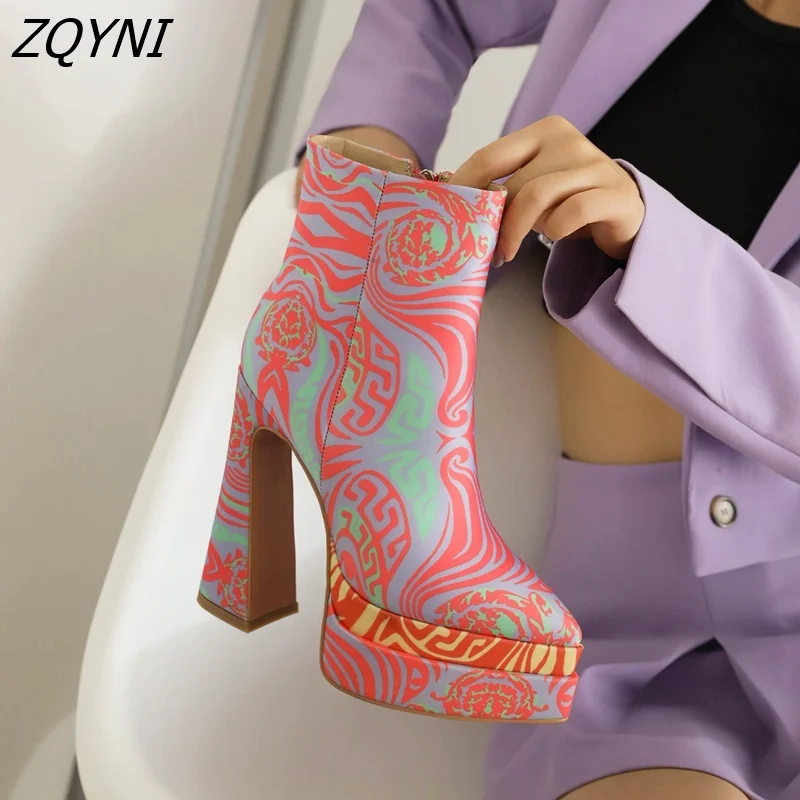 ZQYNI-Women's shoes designer Chelsea style pointed double-layer high-heeled shoes fashion PU Leather Boots New 2022
ZQYNI-Women's shoes designer Chelsea style pointed double-layer high-heeled shoes fashion PU Leather Boots New 2022