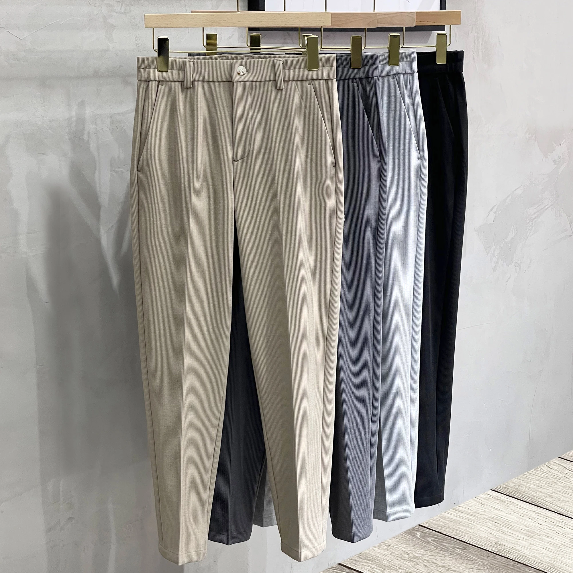 2023 Autumn Winter Corduroy Pants Men's Business Casual Pants Loose Long Straight High Quality Corduroy Trousers Male L42
2023 Autumn Winter Corduroy Pants Men's Business Casual Pants Loose Long Straight High Quality Corduroy Trousers Male L42