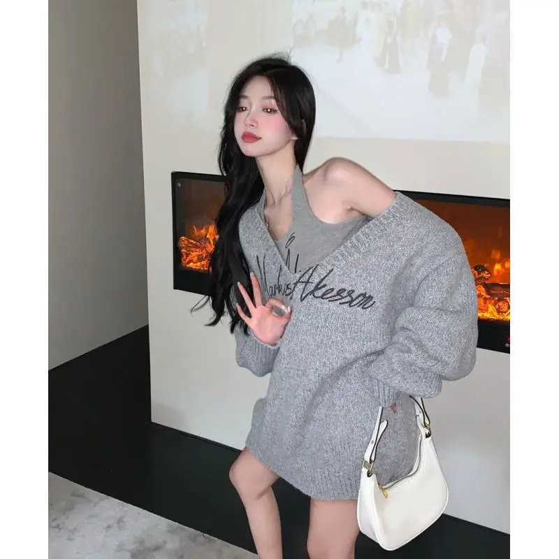 Ленивый и свободный средней длины печатных письмо V-образным вырезом с длинным рукавом свитер
Ленивый и свободный средней длины печатных письмо V-образным вырезом с длинным рукавом свитер