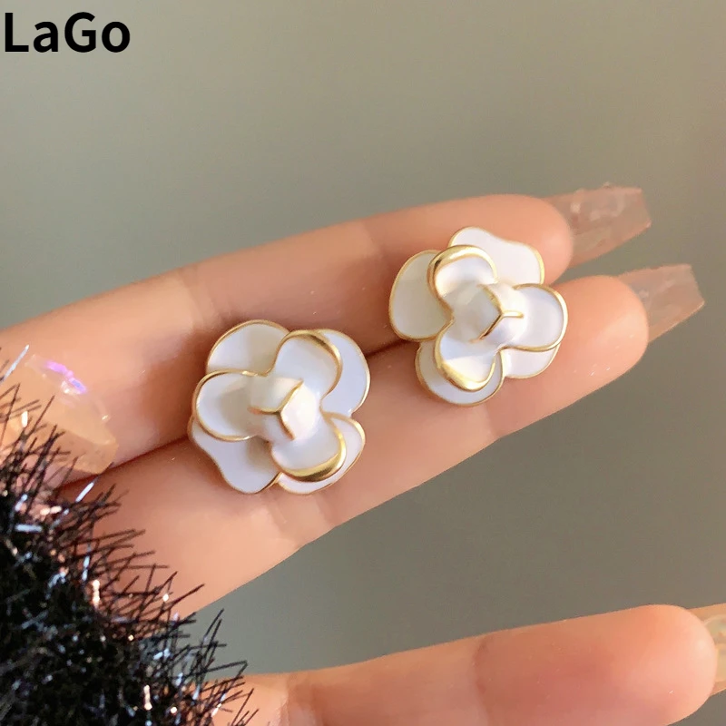 Fashion Jewelry 925 Silver Needle White Flower Earrings Sweet Korean Temperament Delicate Stud Earrings For Girl Women Gift
Fashion Jewelry 925 Silver Needle White Flower Earrings Sweet Korean Temperament Delicate Stud Earrings For Girl Women Gift