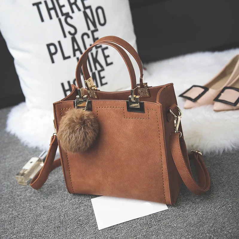 Fashion Scrub Women Shoulder Bags Vintage Hairball Tassel Messenger Bag High Quality Crossbody Bag Women Handbags Tote
Fashion Scrub Women Shoulder Bags Vintage Hairball Tassel Messenger Bag High Quality Crossbody Bag Women Handbags Tote