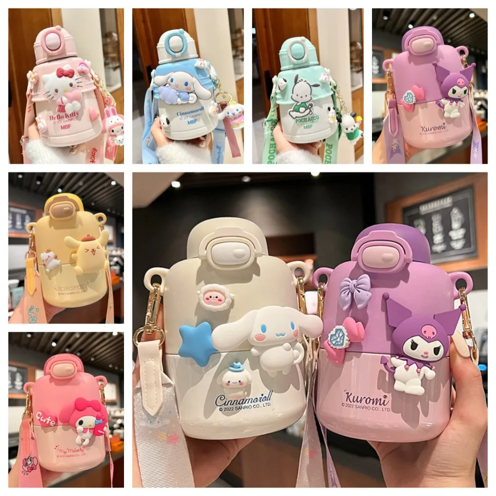 

Sanrios Kuromi My Melody Cinnamoroll Hellokittys Pochacco Pompom Insulated Cup Children Large Capacity Water Cup Student Kettle