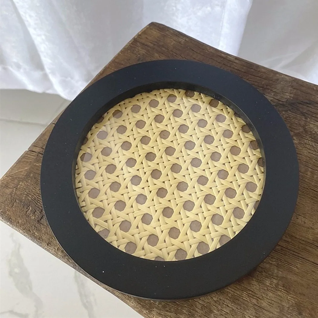 1 Pc Handwoven Rattan Storage Tray Rectangle Wicker Basket Bread Food Plate Fruit Cake Platter Dinner Serving Tray Handicraft
1 Pc Handwoven Rattan Storage Tray Rectangle Wicker Basket Bread Food Plate Fruit Cake Platter Dinner Serving Tray Handicraft