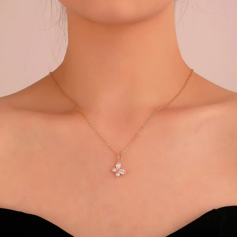 Butterfly Necklace for Women Shiny Zircon Pendant Necklaces Ladies Elegant Clavicle Chain Wedding Aesthetic Jewelry Holiday Gift
Butterfly Necklace for Women Shiny Zircon Pendant Necklaces Ladies Elegant Clavicle Chain Wedding Aesthetic Jewelry Holiday Gift