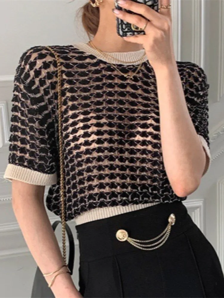 Summer New Thin Knit Tops Women Sexy Hollow out Pullover Sweater Tops Simple Fashion Short Sleeve Bottoming Knitted Top
Summer New Thin Knit Tops Women Sexy Hollow out Pullover Sweater Tops Simple Fashion Short Sleeve Bottoming Knitted Top