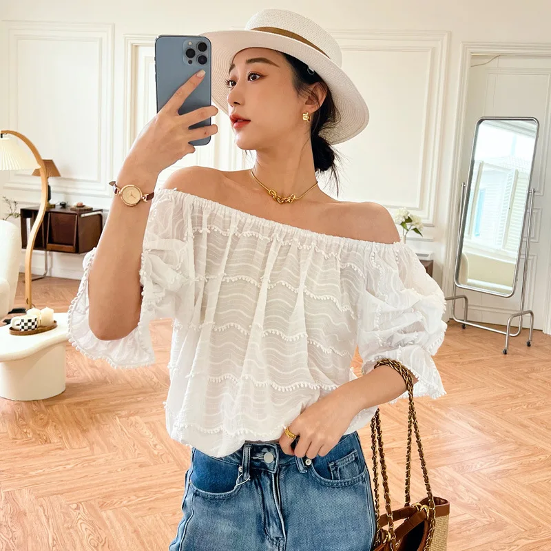 2023 Summer White Shirts for Women Cotton Pullover French Embroidery Half Sleeves Lace Spring Blouse Ladies Tops Blouses Casual
2023 Summer White Shirts for Women Cotton Pullover French Embroidery Half Sleeves Lace Spring Blouse Ladies Tops Blouses Casual