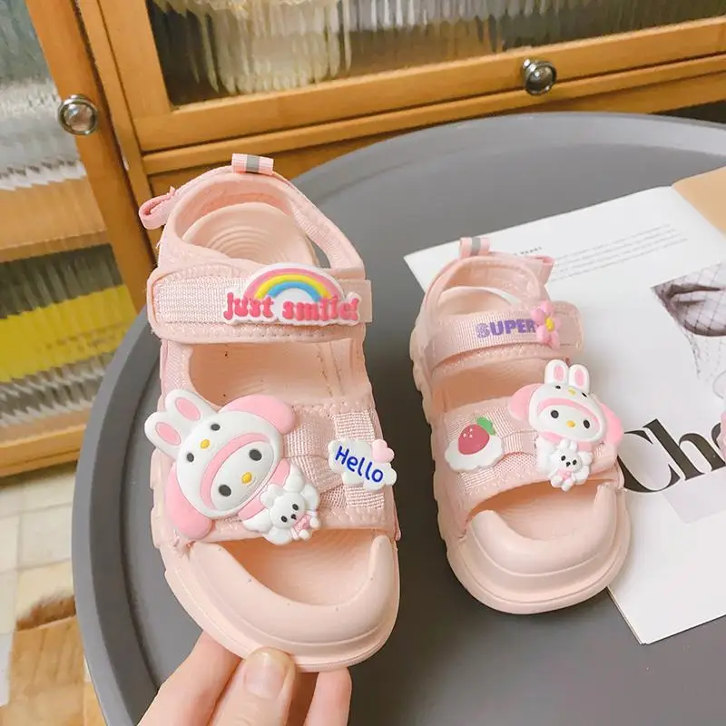 Сандалии Kawaii Sanriod аниме хобби Cinnamoroll Kuromi детские летние новые сандалии для девочек среднего и большого размера на липучке пляжные сандалии Baotou
Сандалии Kawaii Sanriod аниме хобби Cinnamoroll Kuromi детские летние новые сандалии для девочек среднего и большого размера на липучке пляжные сандалии Baotou