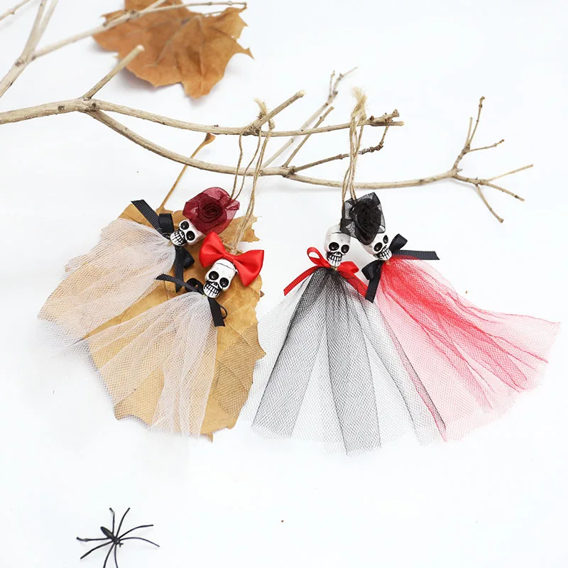 Skull Pendant Halloween Outdoor Decor Props Haunted Skull Ghost Party Ghost Halloween Hanging Ornament Horror Scene Accessories
Skull Pendant Halloween Outdoor Decor Props Haunted Skull Ghost Party Ghost Halloween Hanging Ornament Horror Scene Accessories