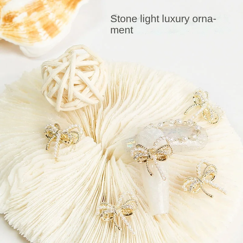 Nail stereoscopic alloy diamond Bow Bear Diamond Gold Super Flash Nail Diamond Zirconia Nail Diamond
Nail stereoscopic alloy diamond Bow Bear Diamond Gold Super Flash Nail Diamond Zirconia Nail Diamond