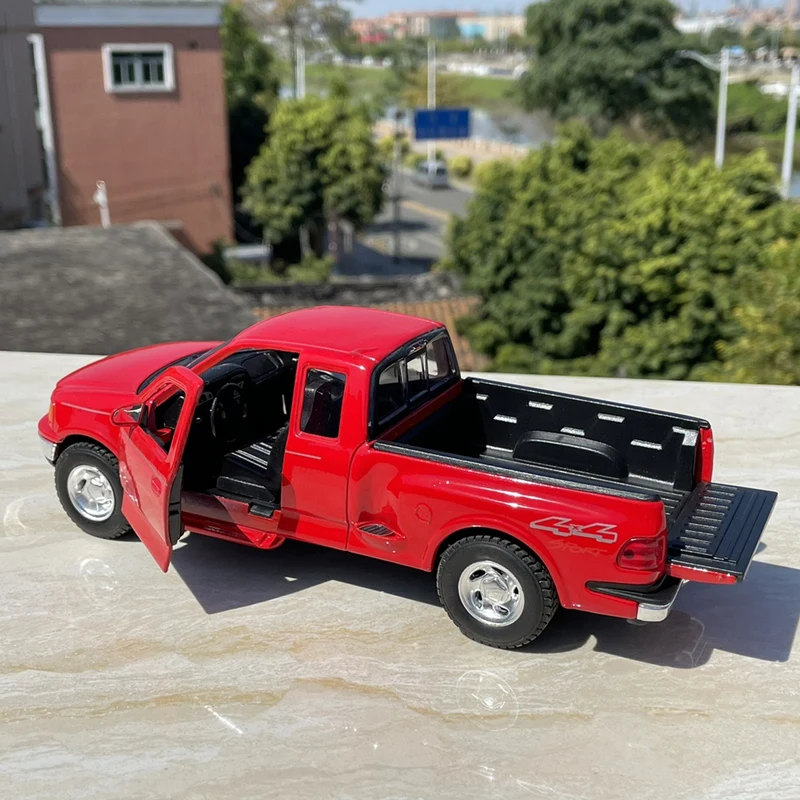 1/24 Ford Raptor F150 Pickup Alloy Car Model Diecasts Metal Off-road Vehicles Car Model Simulation Collection Childrens Toy Gift
1/24 Ford Raptor F150 Pickup Alloy Car Model Diecasts Metal Off-road Vehicles Car Model Simulation Collection Childrens Toy Gift