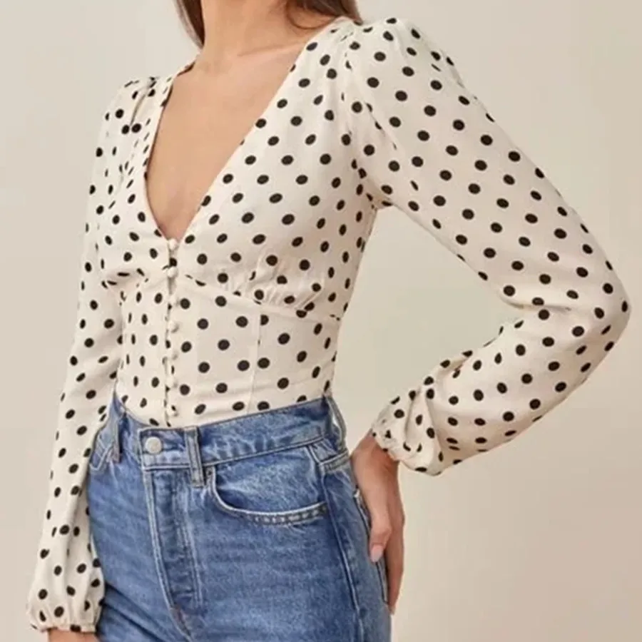 Jenny&Dave Fashion Elegant Short Blouse Women Tops France Style Blogger Vintage Chiffon V-neck Polka Dot Print Shirt
Jenny&Dave Fashion Elegant Short Blouse Women Tops France Style Blogger Vintage Chiffon V-neck Polka Dot Print Shirt