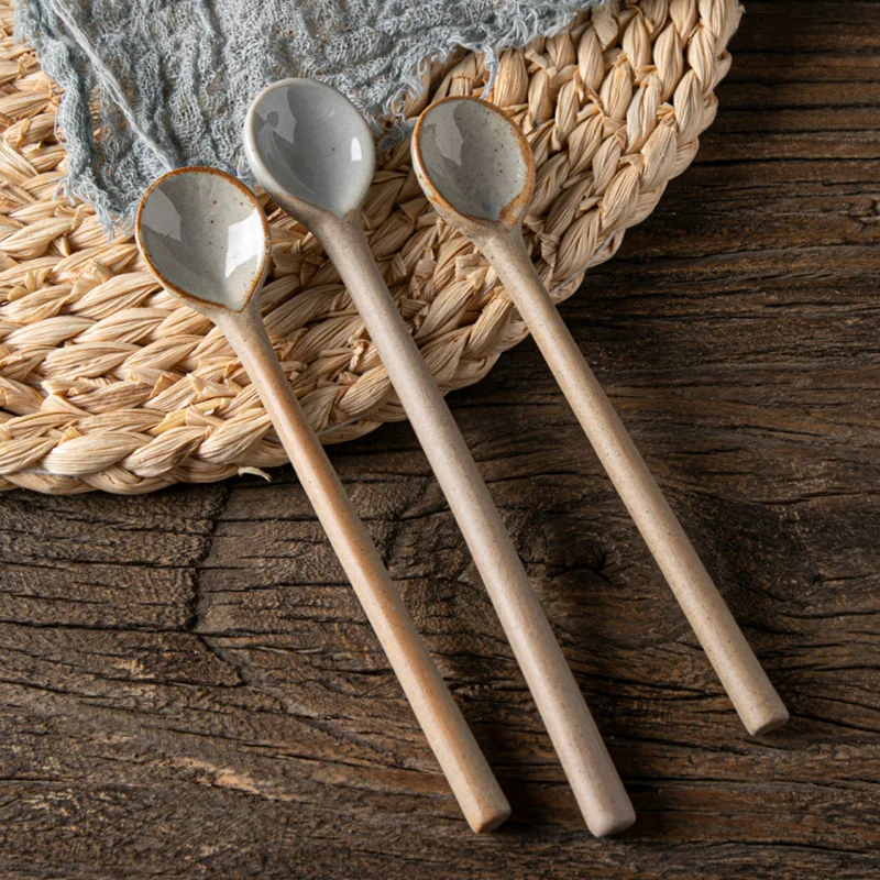 Retro Long Spoon Japanese Style Ceramic Long Handled Soup Spoon Kitchen Tableware Dessert Coffee Tea Scoop Cooking Mixing Stirr
Retro Long Spoon Japanese Style Ceramic Long Handled Soup Spoon Kitchen Tableware Dessert Coffee Tea Scoop Cooking Mixing Stirr