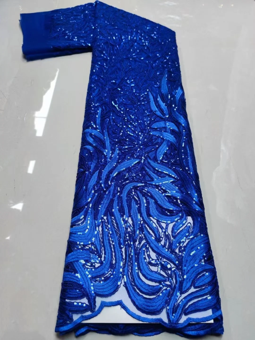 Royal blue 2022 Latest Nigerian Laser Embroidery Lace Fabric, French High Quality Tulle Lace Fabric For Wedding Dress
Royal blue 2022 Latest Nigerian Laser Embroidery Lace Fabric, French High Quality Tulle Lace Fabric For Wedding Dress