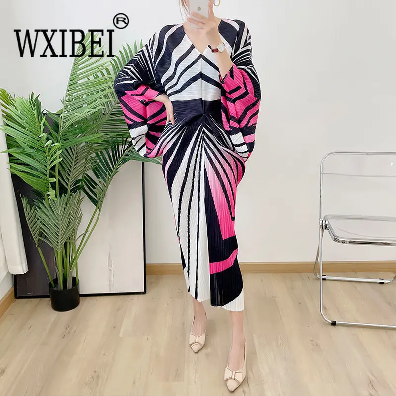 WXIBEI Chic Design Fashion Pleated Dress For Women's 2022 Summer New V-neck Batwing Sleeve Loose High-end Dresses Female FC360
WXIBEI Chic Design Fashion Pleated Dress For Women's 2022 Summer New V-neck Batwing Sleeve Loose High-end Dresses Female FC360