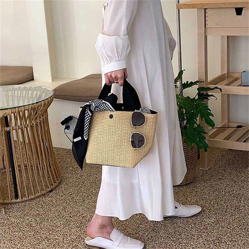 Vintage Straw Basket Women's Woven Bag Summer Beach Handbag with short handles wild Bucket Bags 2022 New Fashion for Teenage Gi
Vintage Straw Basket Women's Woven Bag Summer Beach Handbag with short handles wild Bucket Bags 2022 New Fashion for Teenage Gi