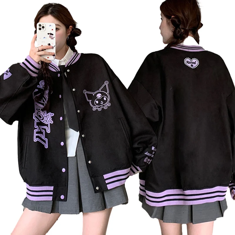 Новинка, куртка Kuromi Kawaii, аниме Sanrios, модная Женская осенне-зимняя ретро куртка большого размера, универсальная свободная бейсбольная куртка, одежда для подарка
Новинка, куртка Kuromi Kawaii, аниме Sanrios, модная Женская осенне-зимняя ретро куртка большого размера, универсальная свободная бейсбольная куртка, одежда для подарка