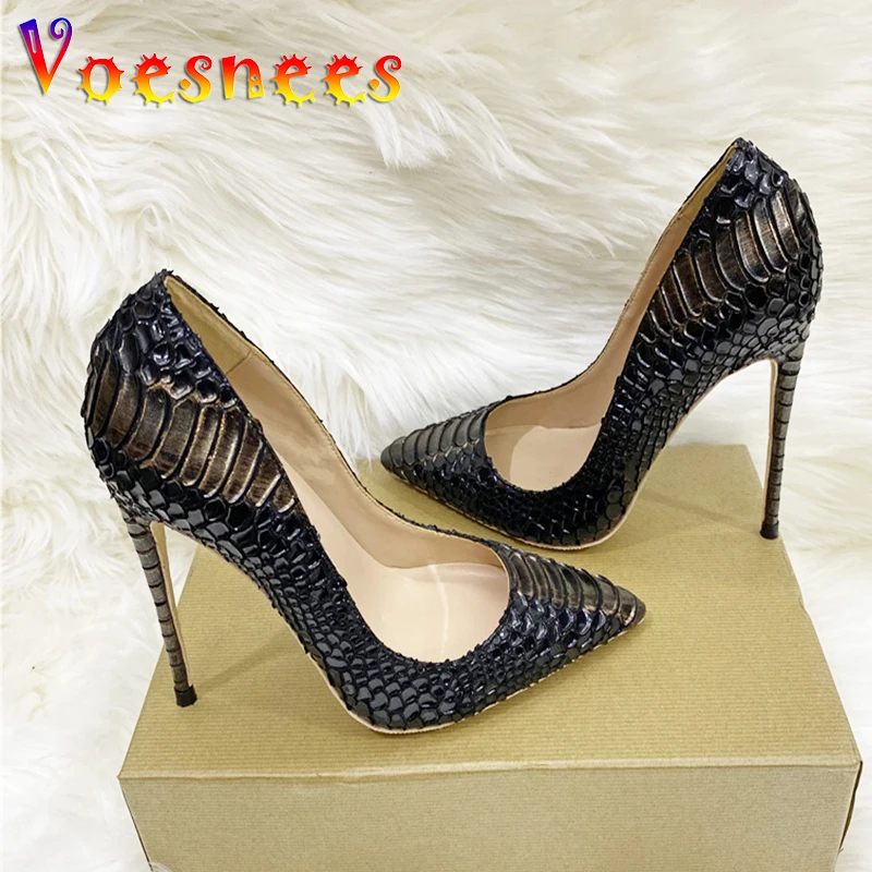 Classic Style Pointed Toe Women Shoes 2023 New T-Runway Fashion Model High Heels 12CM Sexy Snakeskin Pattern Party Single Pumps
Classic Style Pointed Toe Women Shoes 2023 New T-Runway Fashion Model High Heels 12CM Sexy Snakeskin Pattern Party Single Pumps