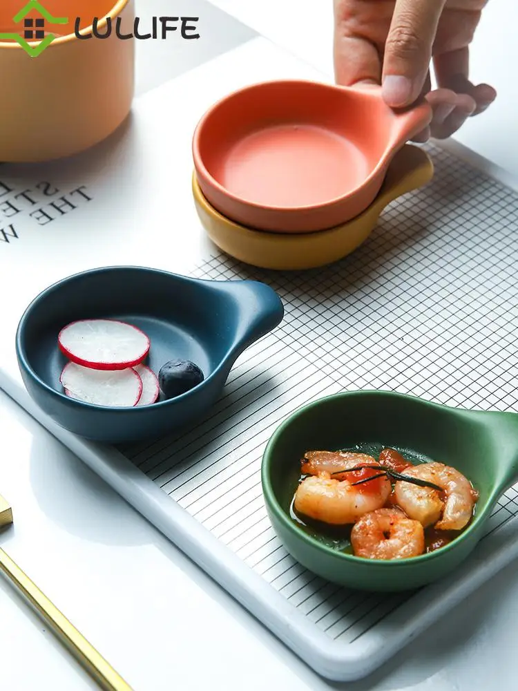 Solid Ceramic Spice Dish Household Heat Resistant Mini Dry Cake Sauce Dipping Dishes Saucer
Solid Ceramic Spice Dish Household Heat Resistant Mini Dry Cake Sauce Dipping Dishes Saucer