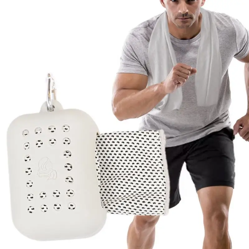 Cooling Towel Cool Microfiber Towels With Silicone Case Breathable Quick Dry Cool Neck Towels Cold Ice Towel For Outdoor Work
Cooling Towel Cool Microfiber Towels With Silicone Case Breathable Quick Dry Cool Neck Towels Cold Ice Towel For Outdoor Work