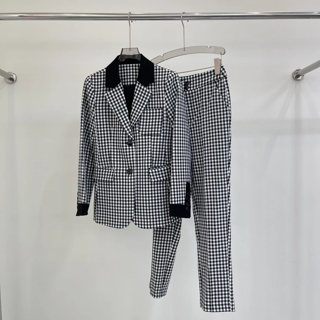 2023 Spring/Summer Fashion New Women's Clothing Plaid suit 0814 
2023 Spring/Summer Fashion New Women's Clothing Plaid suit 0814