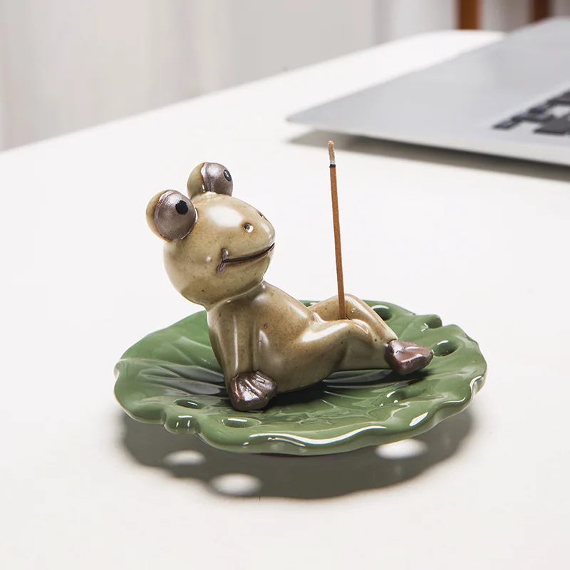 Ceramic Frog Incense Burner Line Incense Plug Incense Holder Zen Tea Pet Incense Base Household GongFu Tea Ornaments
Ceramic Frog Incense Burner Line Incense Plug Incense Holder Zen Tea Pet Incense Base Household GongFu Tea Ornaments