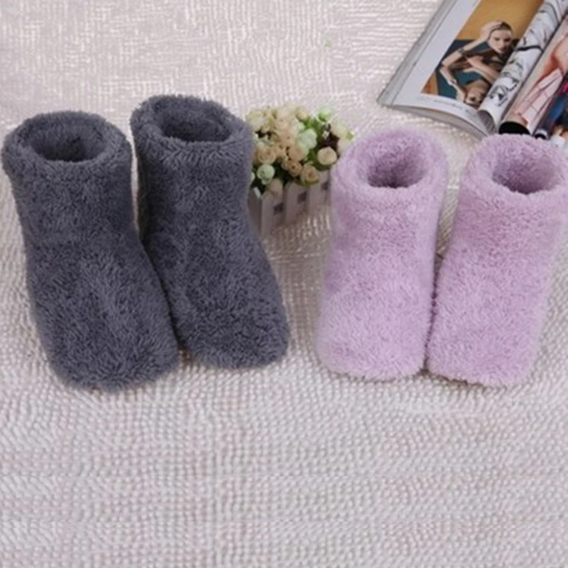 Winter USB Heater Foot Shoes Plush Warm Electric Slippers Feet Heated Washable Electric Shoes Warming Pad Heating Insoles
Winter USB Heater Foot Shoes Plush Warm Electric Slippers Feet Heated Washable Electric Shoes Warming Pad Heating Insoles