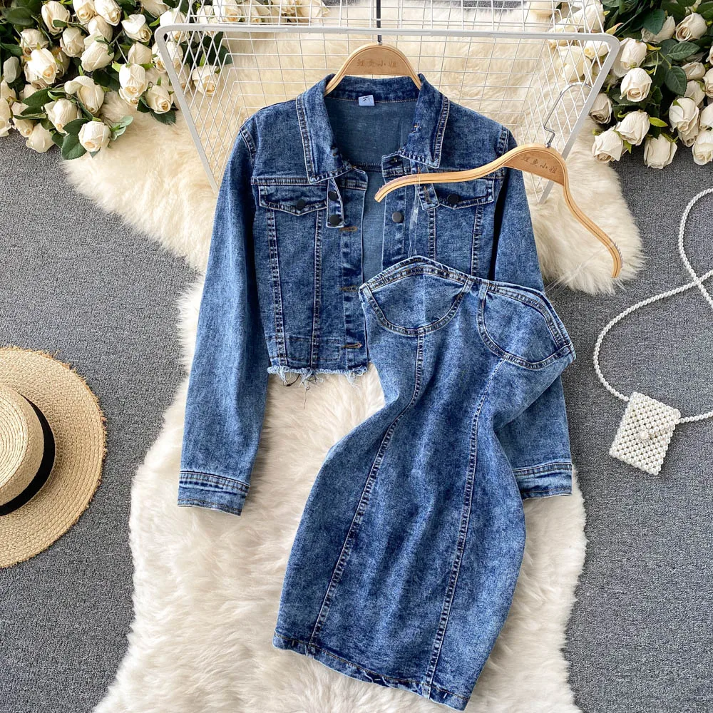 Sexy Club Style Women's 2022 NEW Casual Fashion Suit Vintage Short Denim Jacket Sling Bag Hip Dress Two-piece Suit
Sexy Club Style Women's 2022 NEW Casual Fashion Suit Vintage Short Denim Jacket Sling Bag Hip Dress Two-piece Suit
