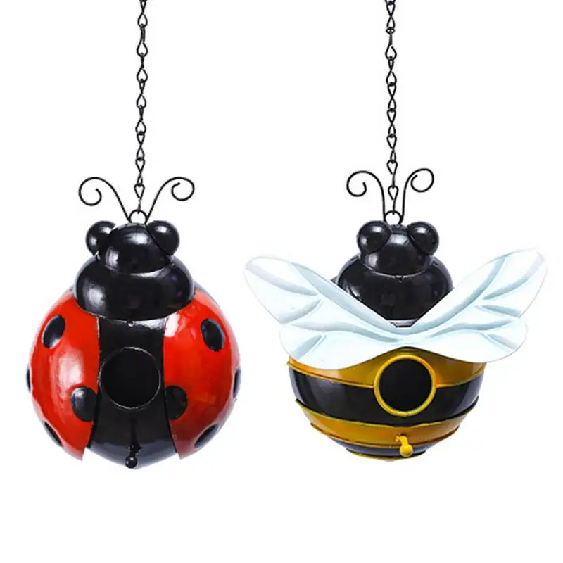 Hanging Hummingbird Nest House Durable Iron Decorative Bird Hut Outdoor Weatherproof Bird Nest Houses For Wild Birds Small Bird
Hanging Hummingbird Nest House Durable Iron Decorative Bird Hut Outdoor Weatherproof Bird Nest Houses For Wild Birds Small Bird