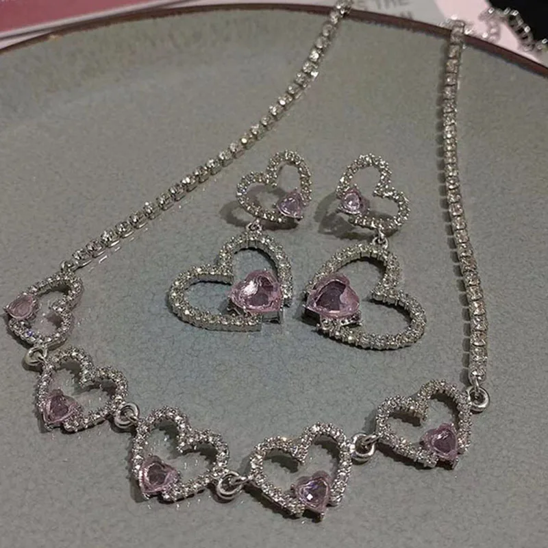 2022 Cute Rhinestone Pendant Jewelry Girl Necklace Women's Daily Sweet and Elegant Zircon Heart Stud Earrings
2022 Cute Rhinestone Pendant Jewelry Girl Necklace Women's Daily Sweet and Elegant Zircon Heart Stud Earrings