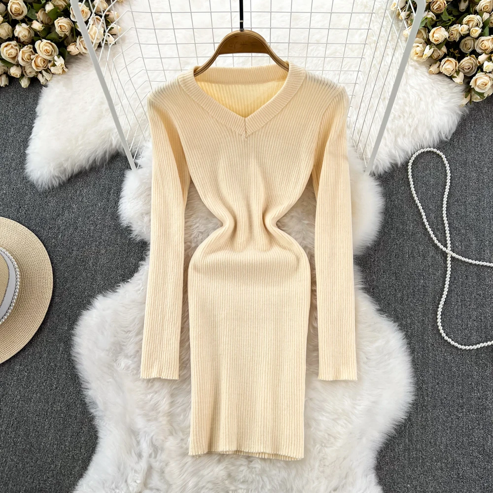 Осенне-зимняя женская одежда нишевое вязаное платье с V-образным вырезом для похудения
Осенне-зимняя женская одежда нишевое вязаное платье с V-образным вырезом для похудения