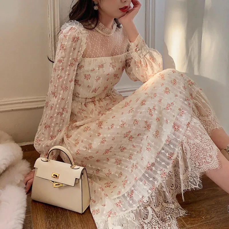 2021 Summer Women Sweet Lace Patchwork Chiffon Floral Print Dress Vintage Elegant Long Sleeve Party Dress Robe Mujer
2021 Summer Women Sweet Lace Patchwork Chiffon Floral Print Dress Vintage Elegant Long Sleeve Party Dress Robe Mujer