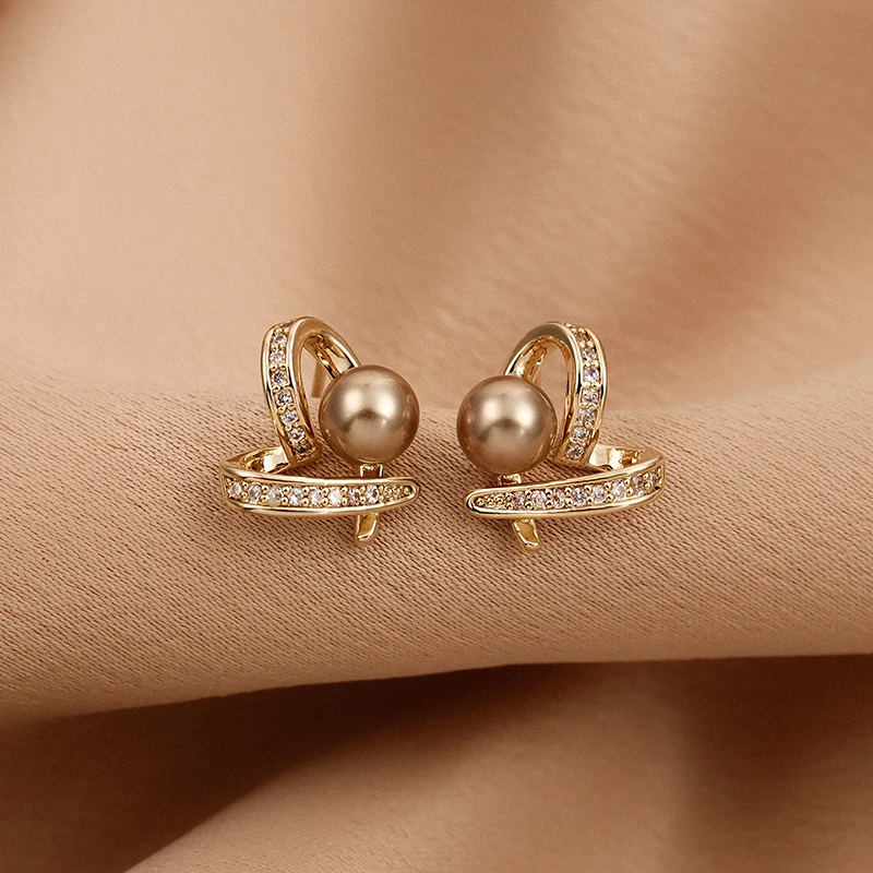 2022 New Luxury Heart Pearl Stud Earrings Korean Fashion Charm Woman Earring Unusual Jewelry Party Girl Rhinestones Accessories
2022 New Luxury Heart Pearl Stud Earrings Korean Fashion Charm Woman Earring Unusual Jewelry Party Girl Rhinestones Accessories