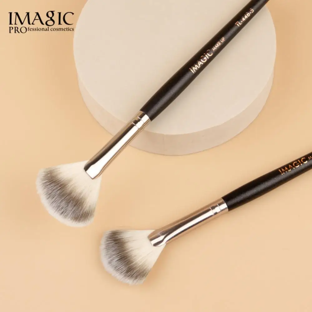 Round Lip Brush Blade Eyebrow Brush Face Contour Brush Highlighter Brush Soft Bristle Brushes 1pcs Makeup Brushes
Round Lip Brush Blade Eyebrow Brush Face Contour Brush Highlighter Brush Soft Bristle Brushes 1pcs Makeup Brushes