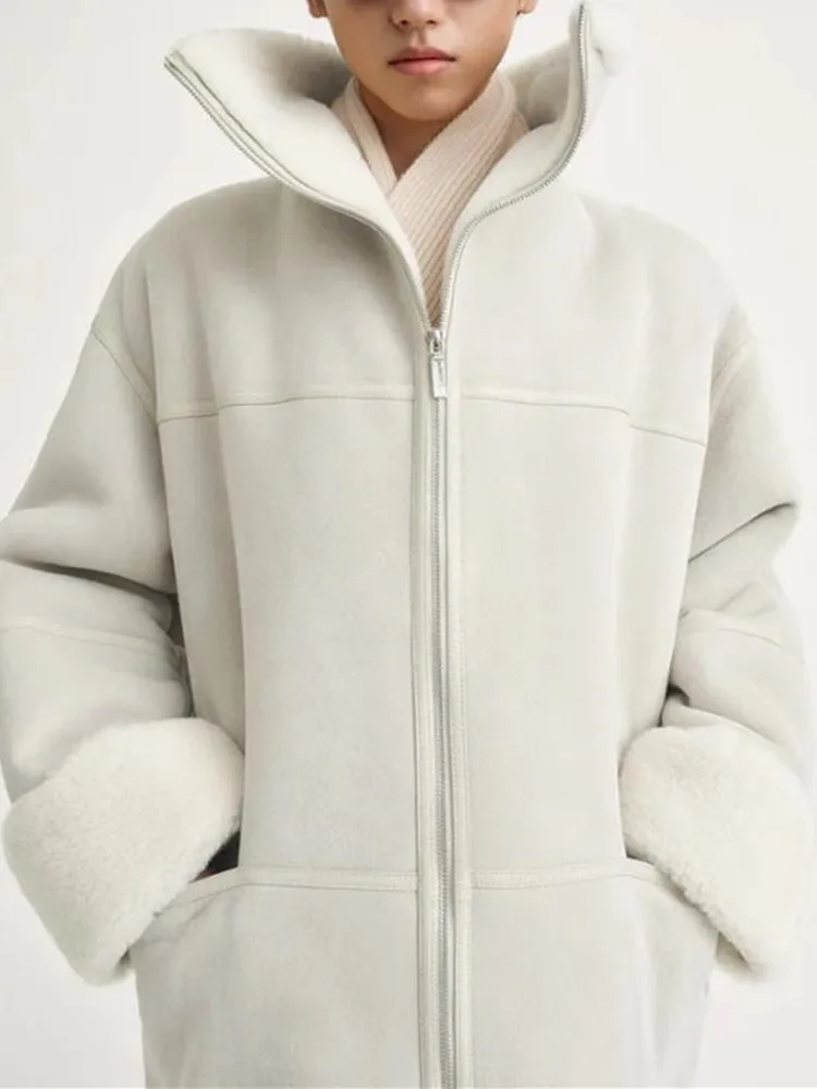 Women Coat Eco Friendly Fur Spliced Turn Down Collar Zipper Double Pockets Long Sleeve Office Lady Jacket
Women Coat Eco Friendly Fur Spliced Turn Down Collar Zipper Double Pockets Long Sleeve Office Lady Jacket