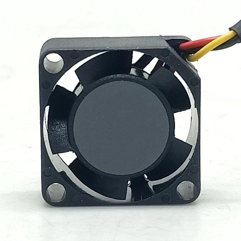 2pcs 2010 5V 3-Wire Magnetic Suspension Mute GM0501PFV1-8 Micro Notebook Cooling Fan
2pcs 2010 5V 3-Wire Magnetic Suspension Mute GM0501PFV1-8 Micro Notebook Cooling Fan