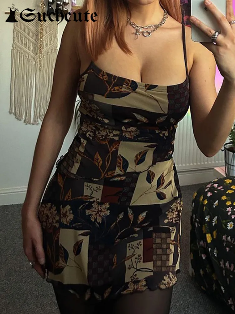 SUCHCUTE Vintage Floral Print Streetwear Mini Dress Women Gothic Slim Spaghetti Strap Dresses Fairycore Grunge Sleeveless Outfit
SUCHCUTE Vintage Floral Print Streetwear Mini Dress Women Gothic Slim Spaghetti Strap Dresses Fairycore Grunge Sleeveless Outfit