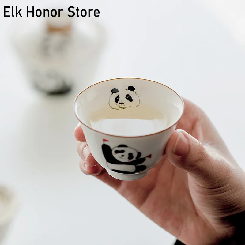 2pc/Set 50ml Chinese Panda Art Tea Cup White Porcelain Cute Ceramic Teacups Household Kung Fu Tea Tea-tasting Single Master Cup
2pc/Set 50ml Chinese Panda Art Tea Cup White Porcelain Cute Ceramic Teacups Household Kung Fu Tea Tea-tasting Single Master Cup