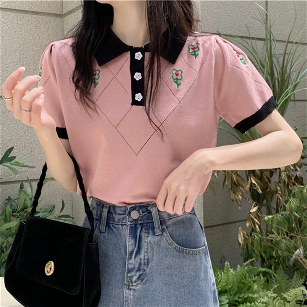 PLAMTEE Summer Knitted T-Shirts Women Embroidery Flowers New 2022 Work Wear Sweet Chic Office Lady Short Sleeve Stylish Tees
PLAMTEE Summer Knitted T-Shirts Women Embroidery Flowers New 2022 Work Wear Sweet Chic Office Lady Short Sleeve Stylish Tees
