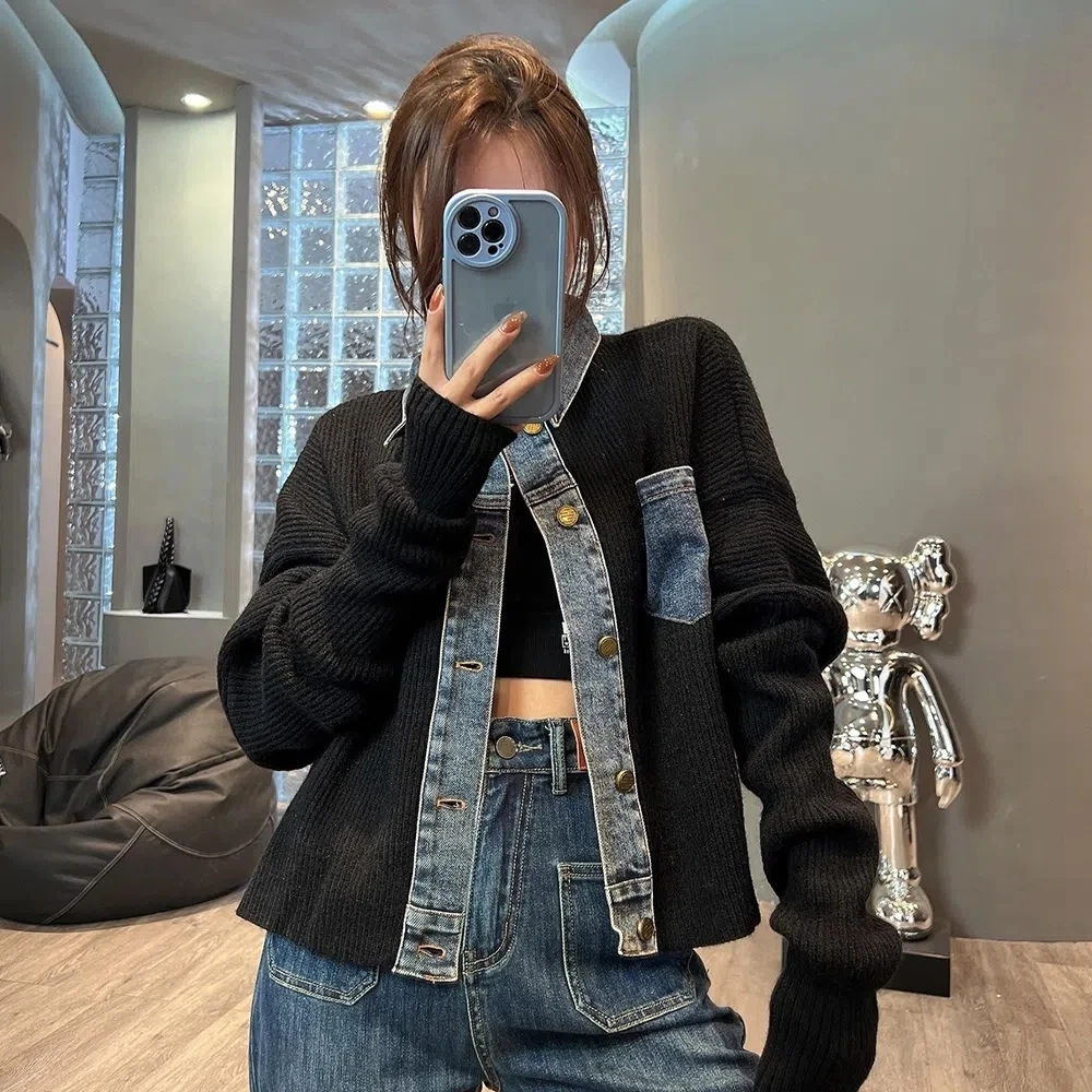 2023 Women Vintage Denim Patchwork Sweater Cardigan Korea Fashion Harajuku Short Knitted Jacket Single Breasted Long Sleeve Knit
2023 Women Vintage Denim Patchwork Sweater Cardigan Korea Fashion Harajuku Short Knitted Jacket Single Breasted Long Sleeve Knit