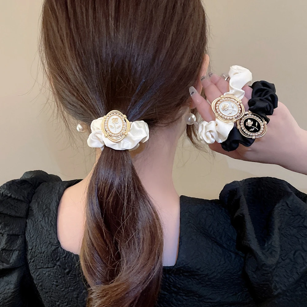 1Pc Elegant Fashion Women Rose Pearl Elastic Hair Ring Girls Vintage Hair Bands Elastic Hair Rubber Bands Hair Accessories
1Pc Elegant Fashion Women Rose Pearl Elastic Hair Ring Girls Vintage Hair Bands Elastic Hair Rubber Bands Hair Accessories