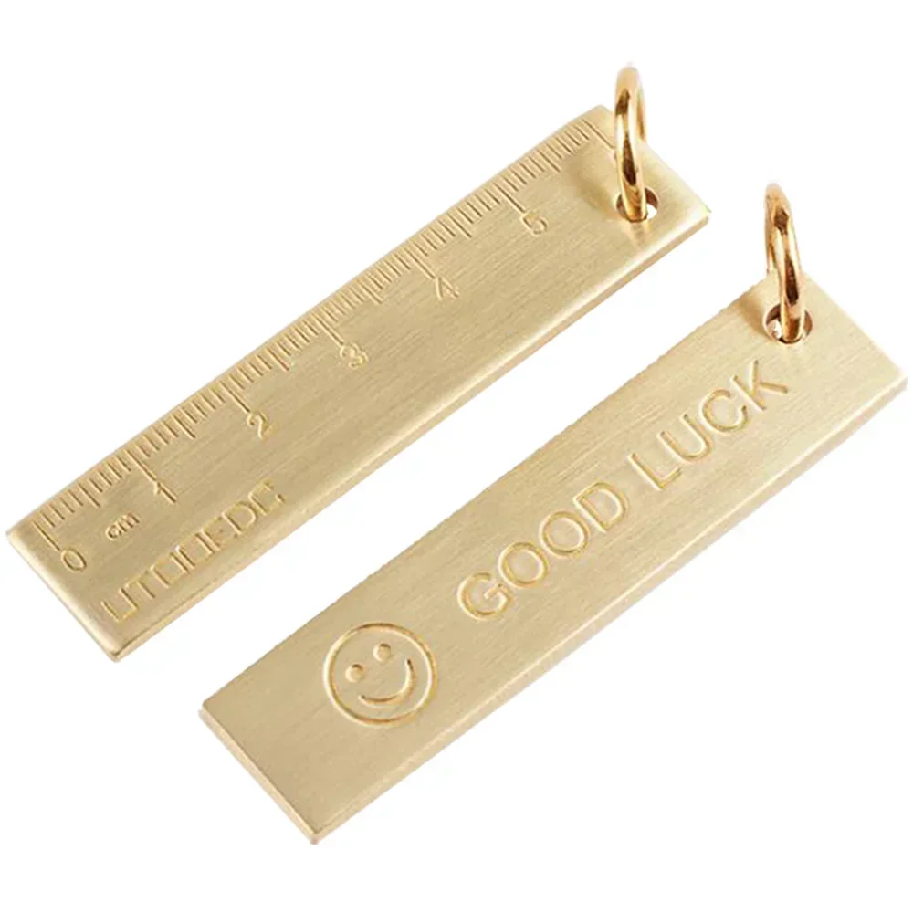 Мини-линейка MOONBIFFY из латуни 6 см
Мини-линейка MOONBIFFY из латуни 6 см