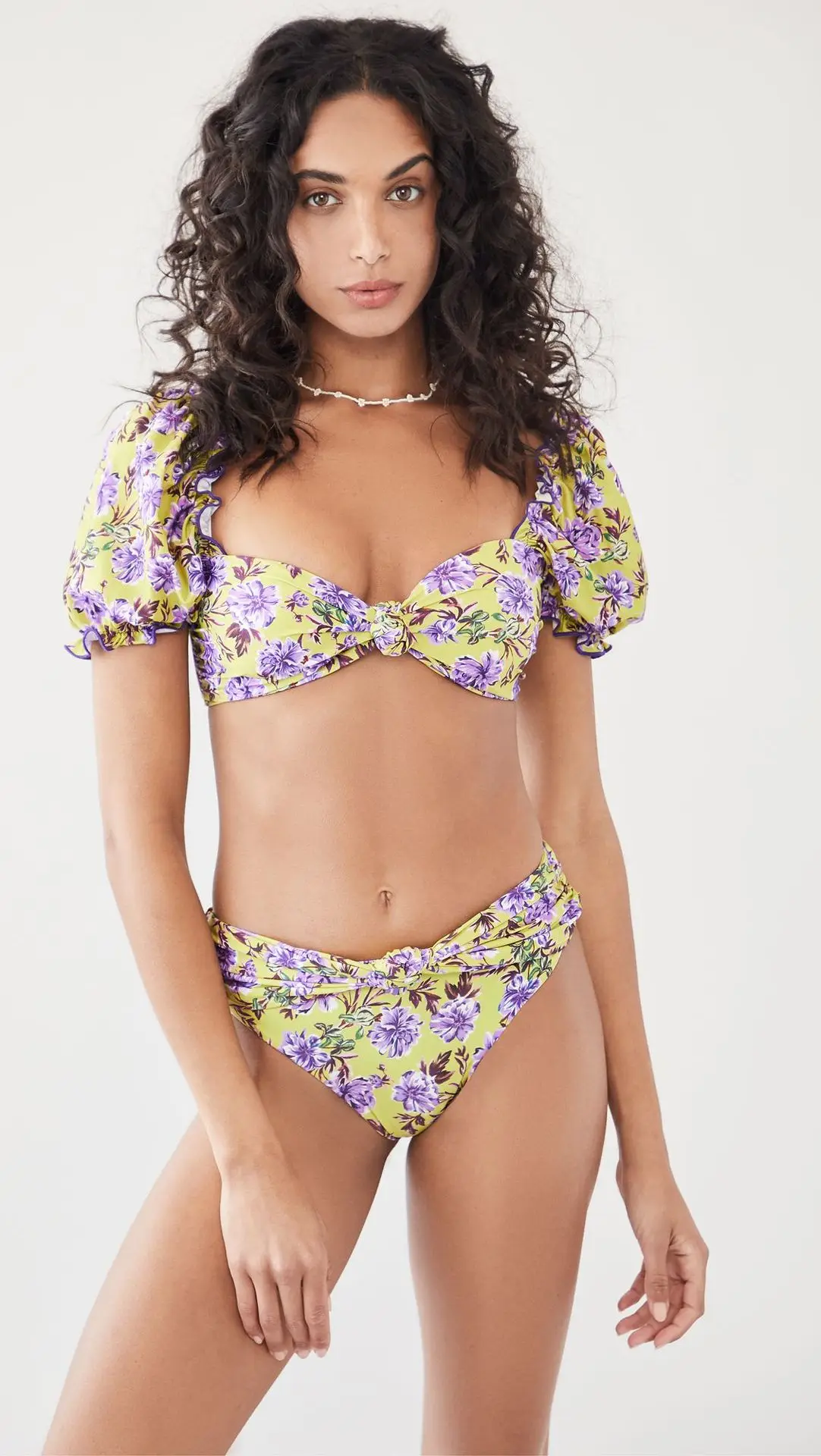 2022 New Products Europe And America Amazon Sexy Beach Vacation Swimsuit Split Puff Sleeve Print Swimsuit Women
2022 New Products Europe And America Amazon Sexy Beach Vacation Swimsuit Split Puff Sleeve Print Swimsuit Women