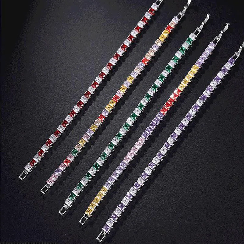 Square 4*4 Copper Inlaid Zircon Bracelet European and American Fashion High-quality Bracelet New Simple Bridal Hand Jewelry
Square 4*4 Copper Inlaid Zircon Bracelet European and American Fashion High-quality Bracelet New Simple Bridal Hand Jewelry