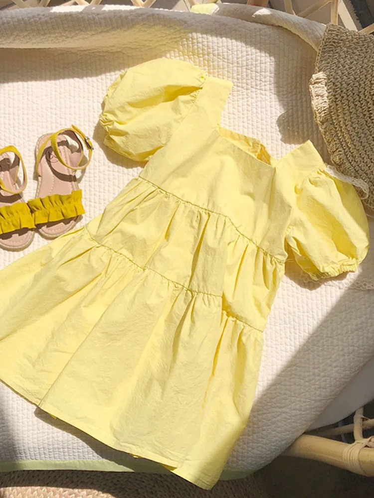 Children's Clothing Summer New Girl Children's French Retro Sweet Pastoral Style Square Neck Puff Sleeve Parent-child Dress
Children's Clothing Summer New Girl Children's French Retro Sweet Pastoral Style Square Neck Puff Sleeve Parent-child Dress